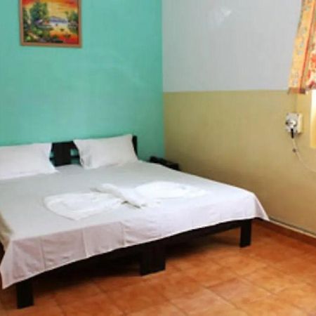 Don Joao Hotel Анджуна Екстериор снимка