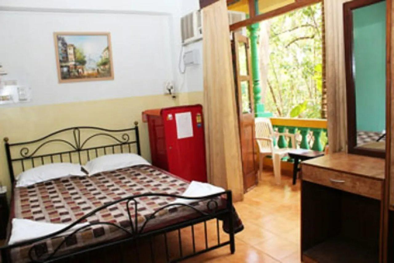 Don Joao Hotel Анджуна Екстериор снимка