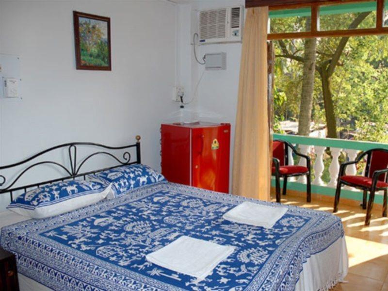Don Joao Hotel Анджуна Екстериор снимка