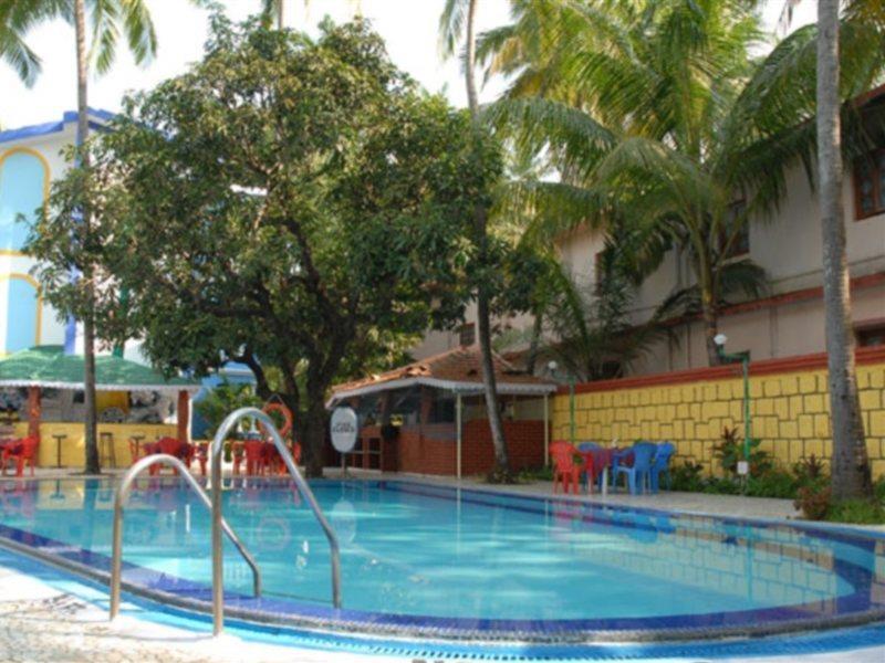Don Joao Hotel Анджуна Екстериор снимка