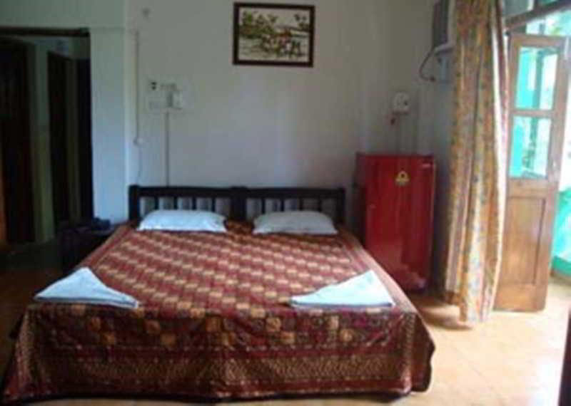 Don Joao Hotel Анджуна Екстериор снимка